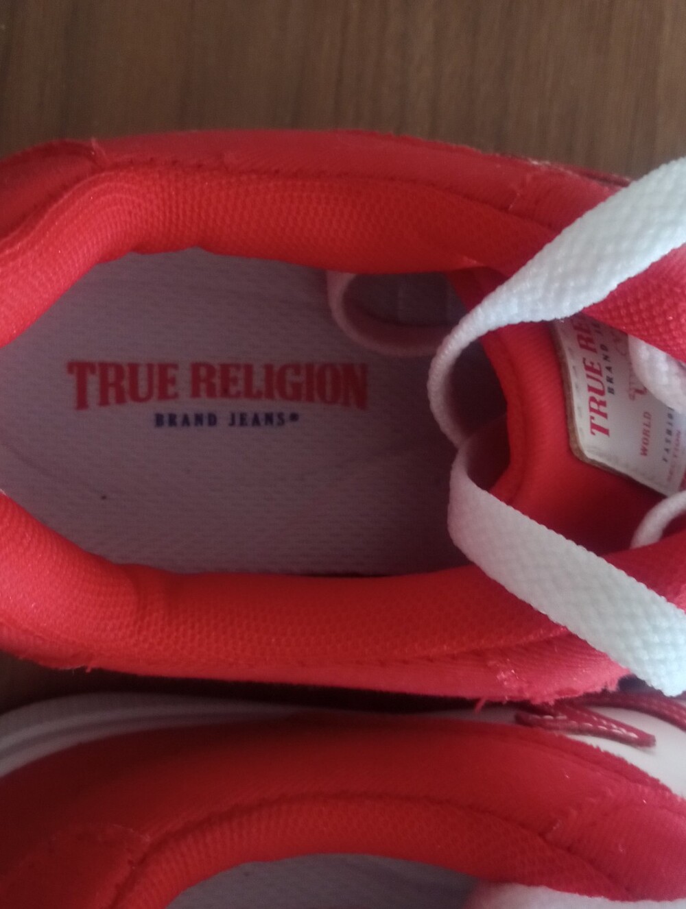 True Religion Women's Sneakers Size 8 Red/White Low-Top Sneakers Classics - Picture 4 of 7